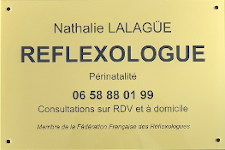 Plaque de Nathalie Lalagüe, Réflexologue à Villenave-d'Ornon
